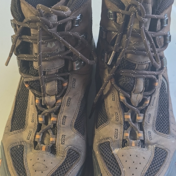 Vasque Breeze 2.0 Gore-Tex Boots 13M Mens Tougher Lighter Hiking Running Outdoor - Picture 13 of 16